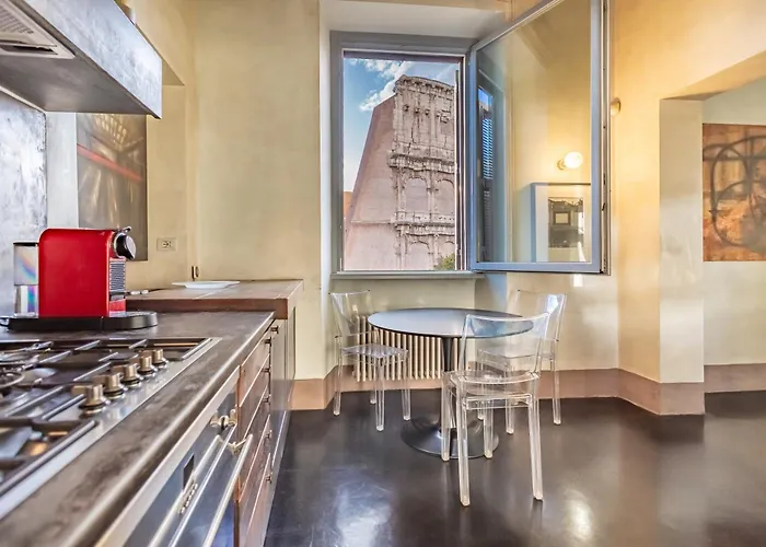 Iconic With Unique Colosseum View Řím